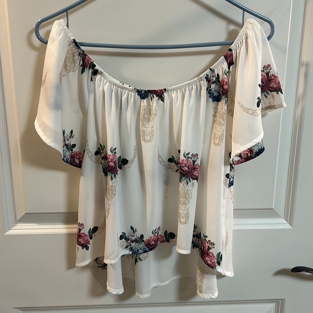 🌺PEACH LOVE CALIFORNIA Off Shoulder, Cropped, Boho, Floral Cow Skull Top